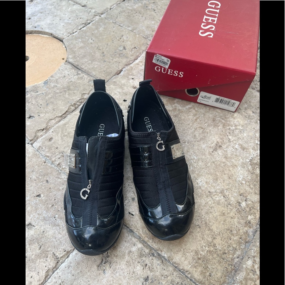 GUESS Black Multi-fabric GWSERAPIA Zip-Up Sneakers Size 9